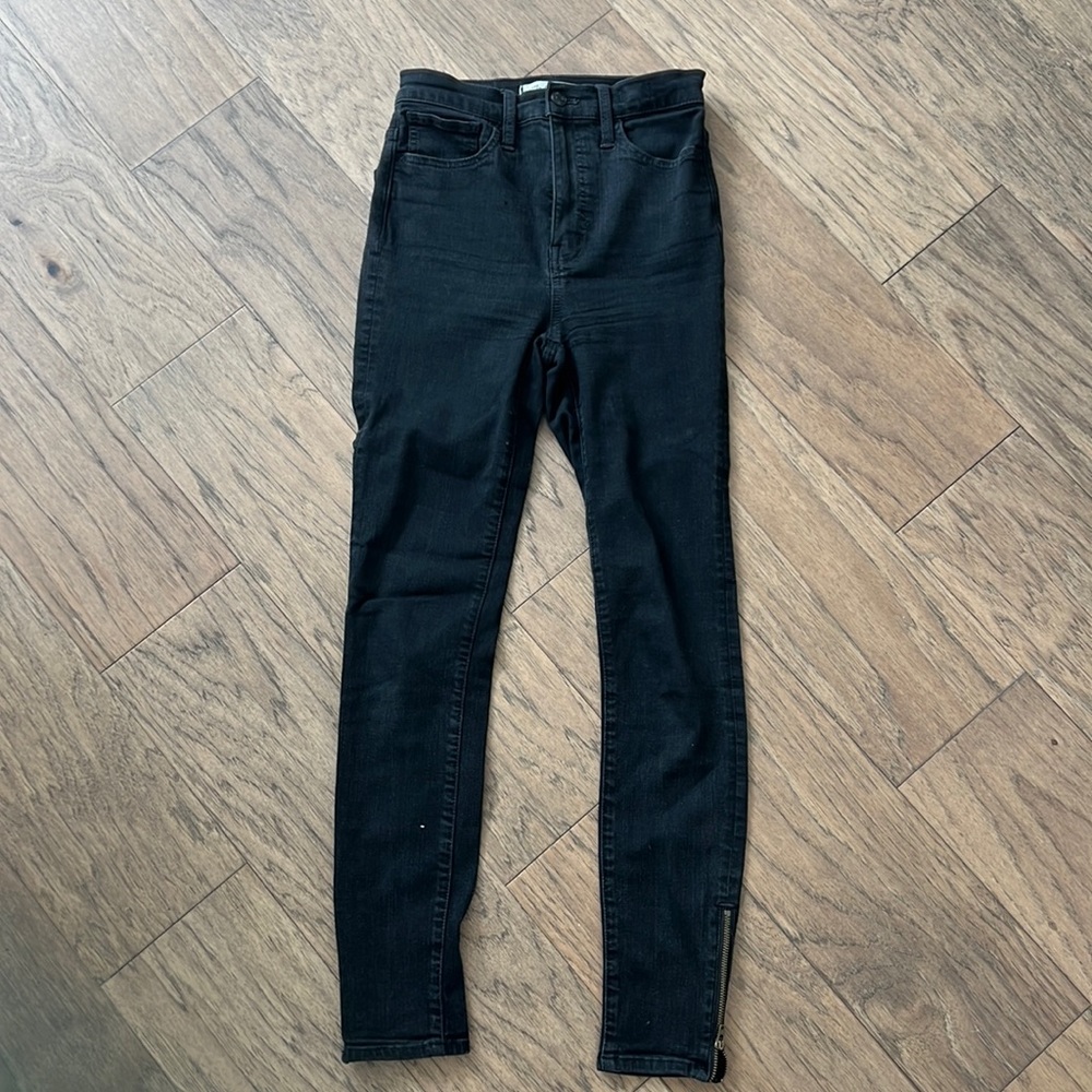 Madewell black 11” Roadtripper skinny jeans